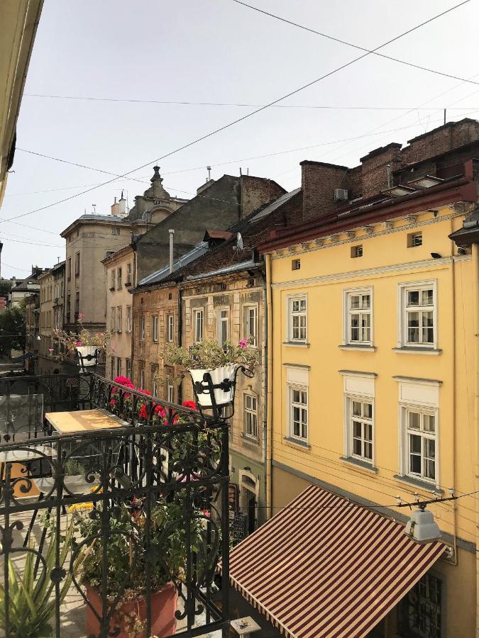 Center Lviv Rynok Square 17 Lägenhet Exteriör bild